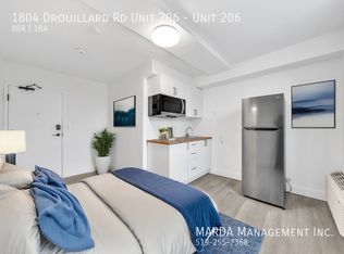 1804 Drouillard Rd #206, Windsor, ON N8W3X5