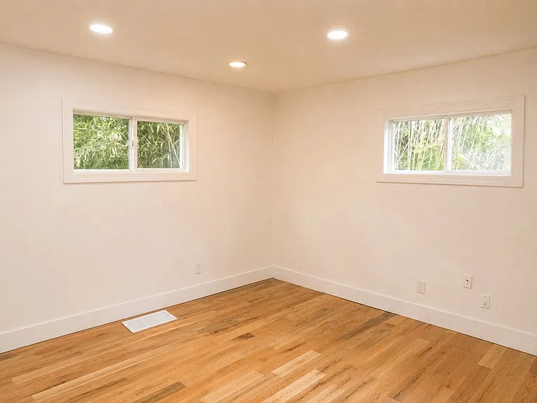 814 N Germantown Rd — Photo 9