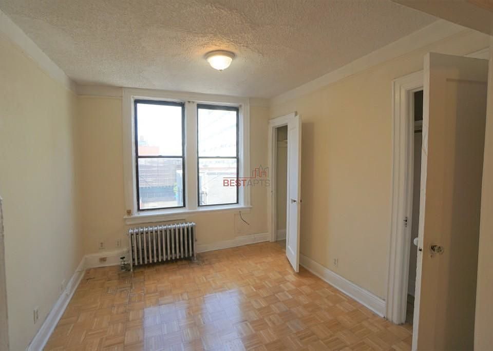 1st image of 725 9th Ave APT 3B