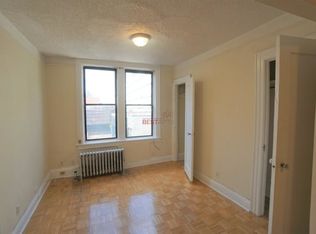 725 9th Ave APT 3B, New York, NY 10019