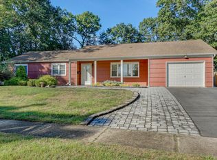 4 Arizona Ave, Jackson, NJ 08527