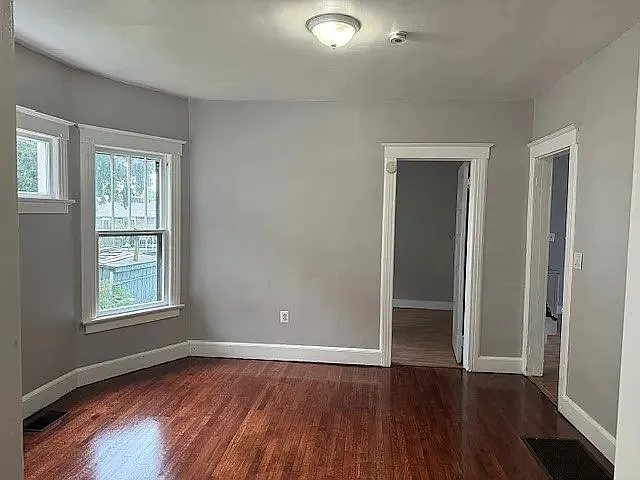 11 Mason Ave #1 — Photo 8