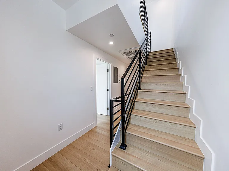 1063 S. Corning St. — Photo 56