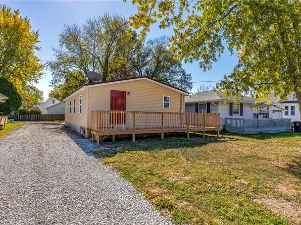 203 W Kreke Ave, Effingham, IL 62401