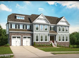 2139 Crimmins Ln, Falls Church, VA 22043