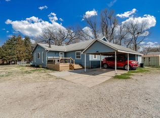 216 N 2nd St, Towanda, KS 67144