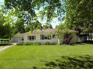 27041 County Road 375, Paw Paw, MI 49079