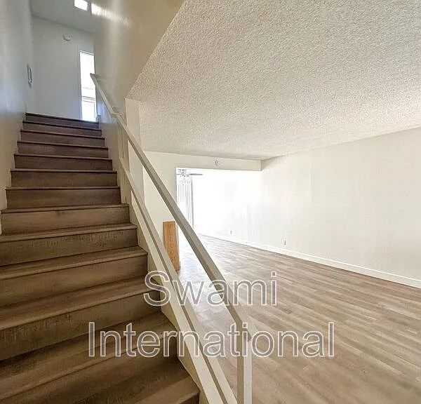 25907 Oak St #4 — Photo 9
