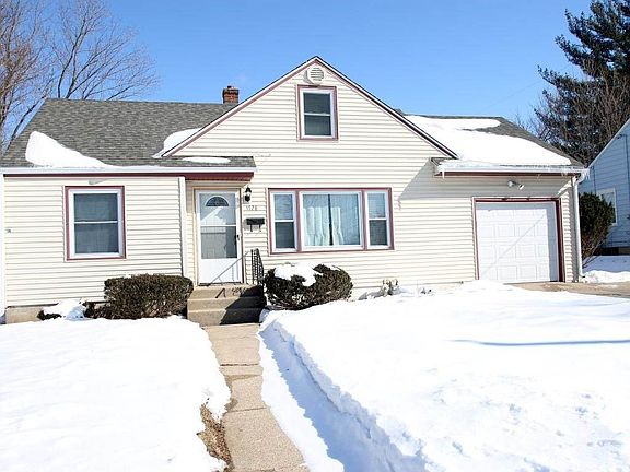 3rd image of 1728 Sexton Dr