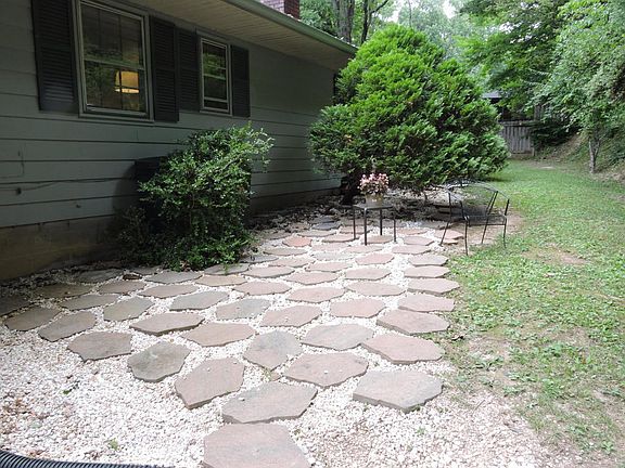 4th image of 6032 Tazewell Pike