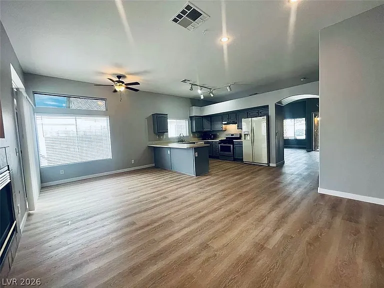 4417 Cinema Ave — Photo 9