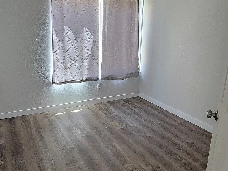8676 Lynx Rd — Photo 6