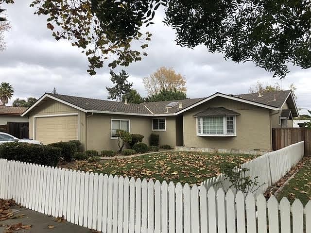 2nd image of 3923 Latimer Ave