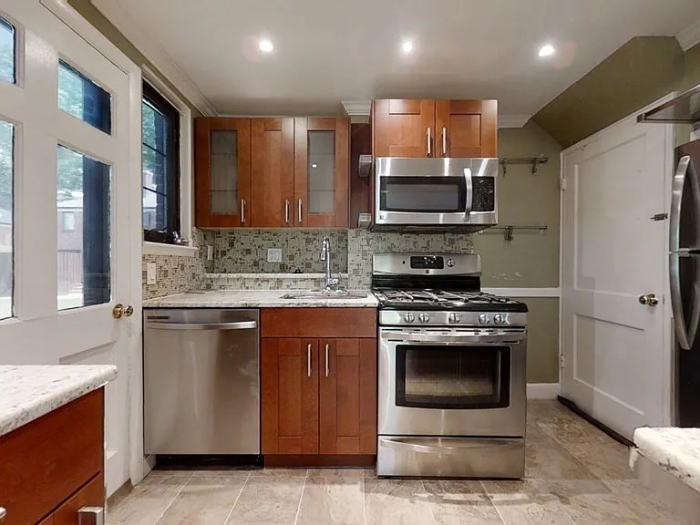 41 Grant Ave #41 — Photo 7