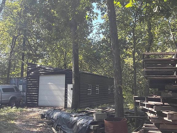 3rd image of 1252 State Highway 15