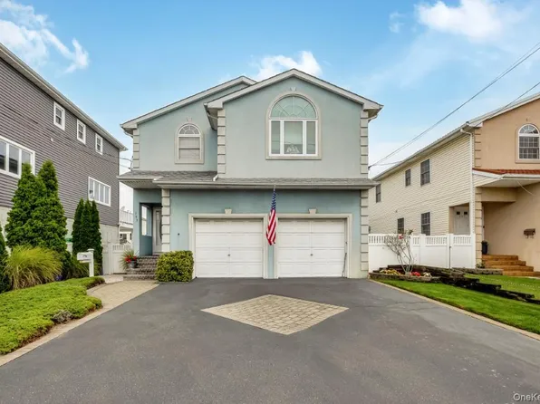 193 Sportsmans Avenue, Freeport, NY 11520