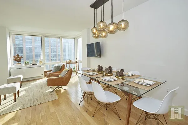 Rented by Halstead Real Estate | media 14