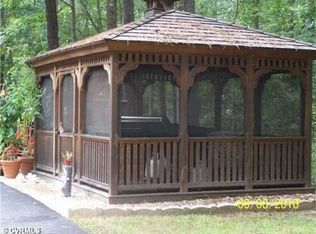 19697 Templeton Rd, Carson, VA 23830