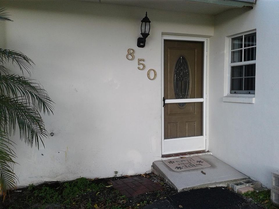 1st image of 850 SW 81st Ter