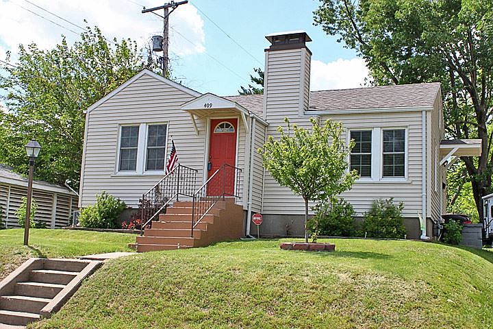 1st image of 409 S Park St