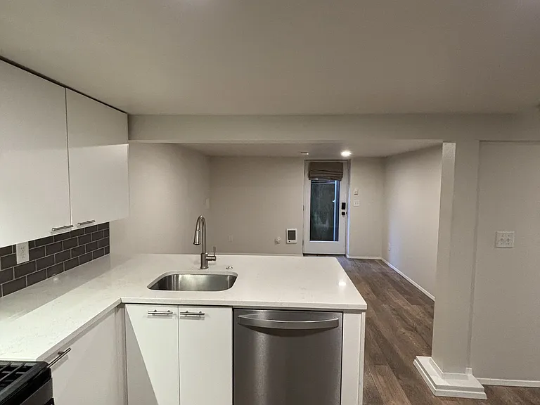 4003 SE Franklin St #B — Photo 3