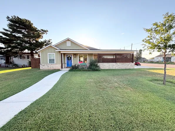 302 Avenue G, Abernathy, TX 79311
