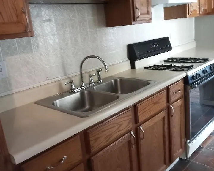 612 W Main St #D — Photo 3