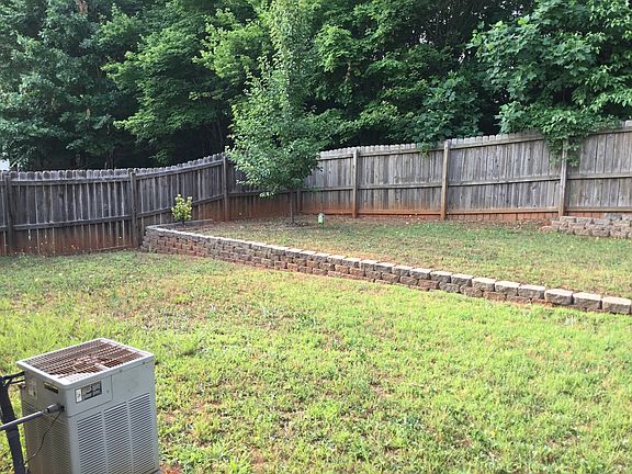 4th image of 8409 Kings Creek Dr