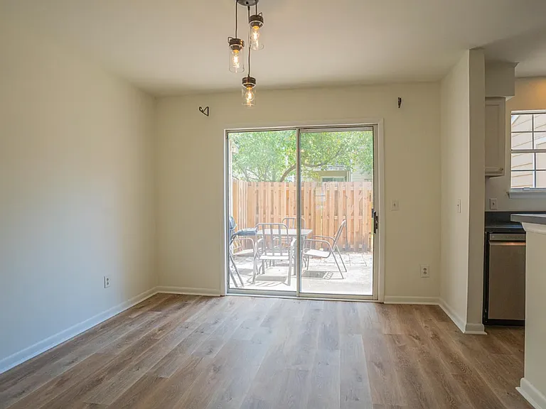 3276 Heathstead Pl — Photo 4