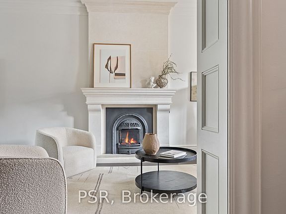 4th image of 126 Dovercourt Rd