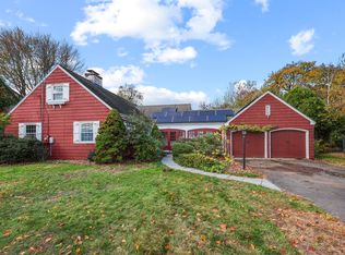 479 S Main St, West Hartford, CT 06110