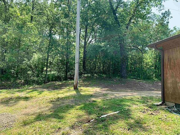 4th image of 108 Private Road 2226