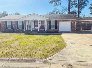 9517 Emerald Dr, Little Rock, AR 72205