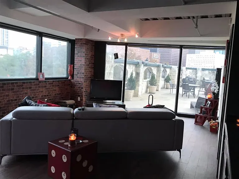 Tennison Lofts — Photo 19