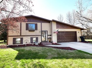 4311 Walnut St, Grand Forks, ND 58201