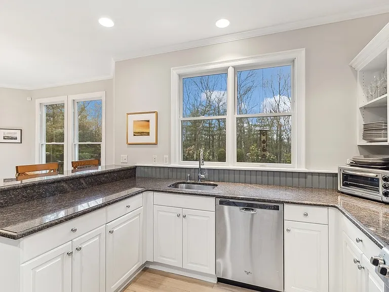68 Whooping Hollow Rd — Photo 5