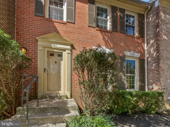 9611 Masterworks Dr, Vienna, VA 22181