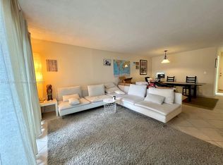 1200 14th St APT 4C, Miami Beach, FL 33139