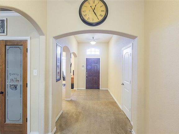 2nd image of 1007 Colony Dr