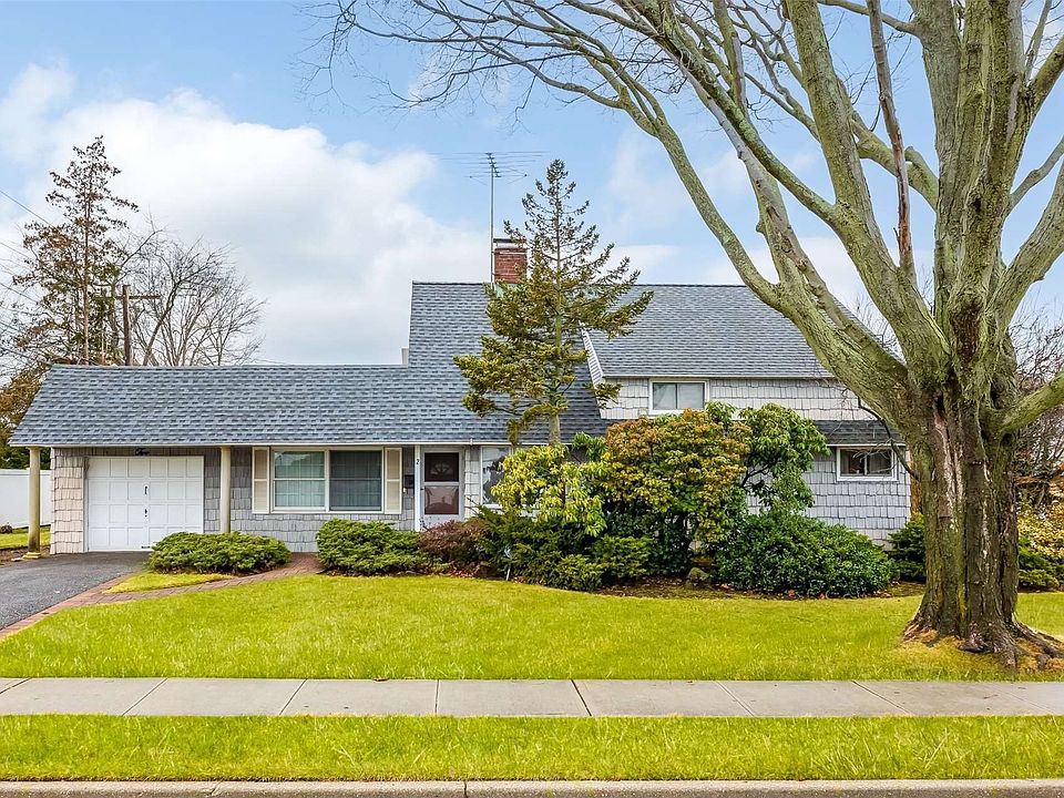 2 Edge Lane, Wantagh, NY 11793 Zillow