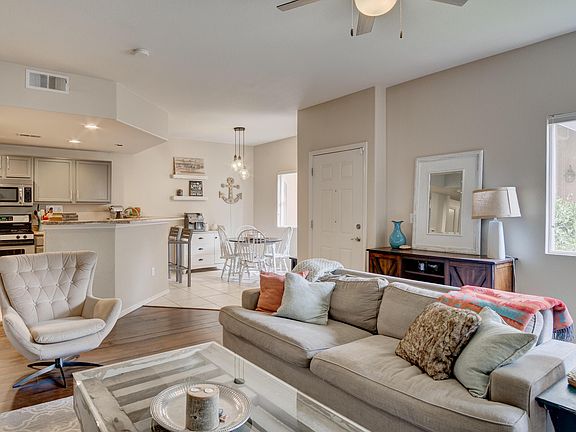 4th image of 6800 Vista Del Norte Dr NE #517
