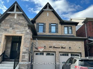 94 Bremner St, Whitby, ON L1R0P9