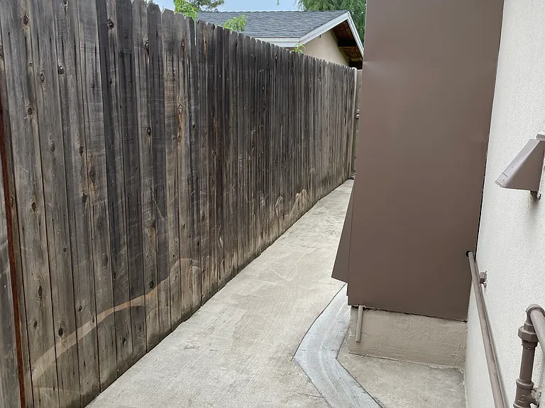 3407 Redlands Dr — Photo 20