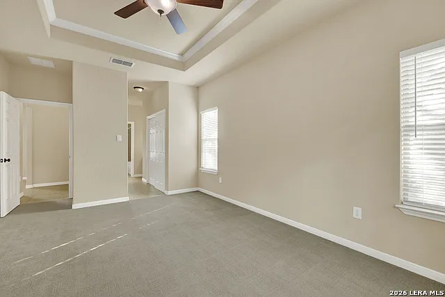 1060 Somerset — Photo 38