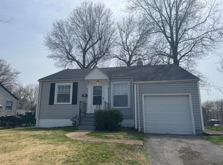 8802 Kendale Dr, Saint Louis, MO 63121