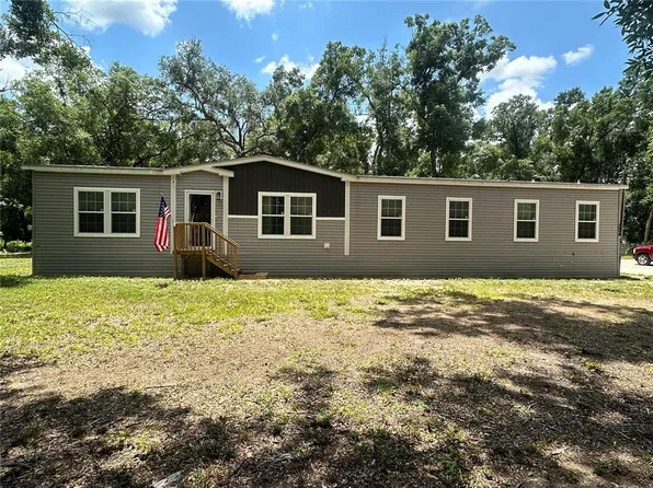 32219 Marchmont Cir, Dade City, FL 33523