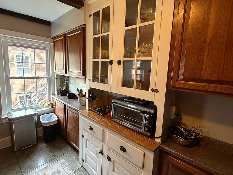 117 S Walnut St #2R — Photo 14