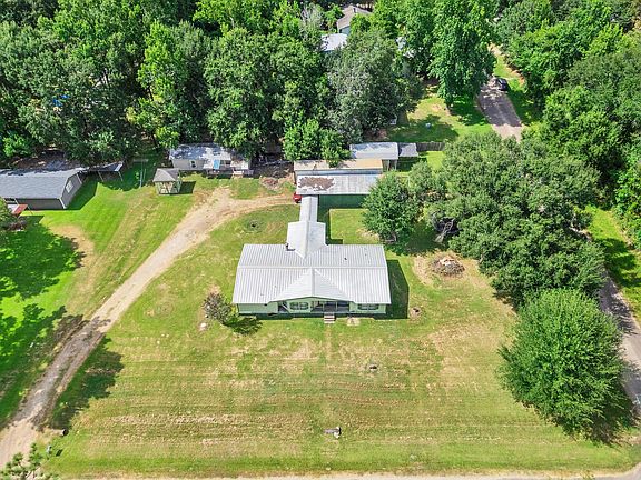 3rd image of 32607 Octavia Dr