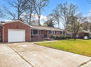 249 Kalmar Dr, Chesapeake, VA 23320