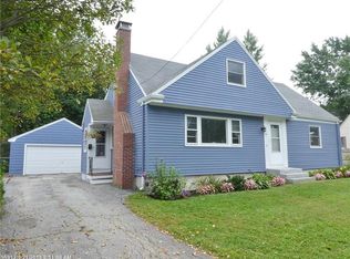 40 Mayer Rd, Portland, ME 04102